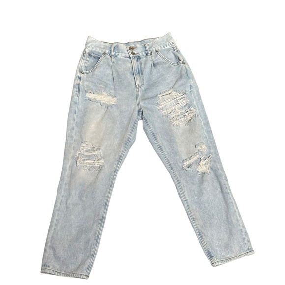 American Eagle Mom Jeans Ripped Distressed‎ High Waisted Light Wash Denim - Picture 1 of 6